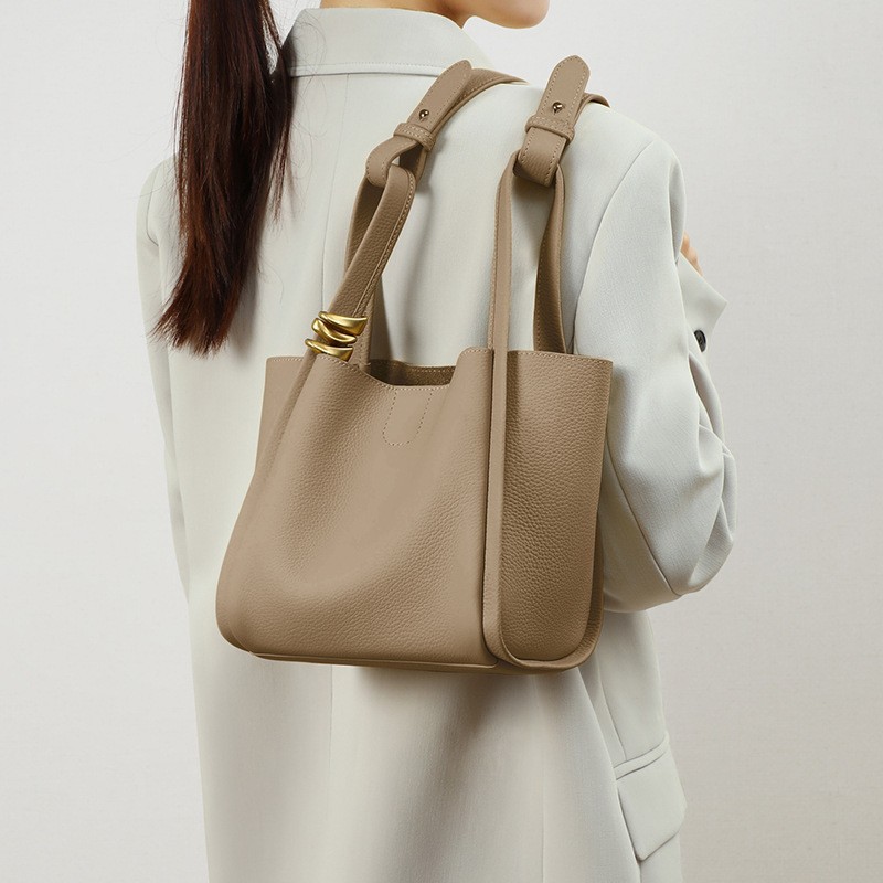 Genuine Cowhide Leather Tote B - Leatherwork Rings ulasan dan harga