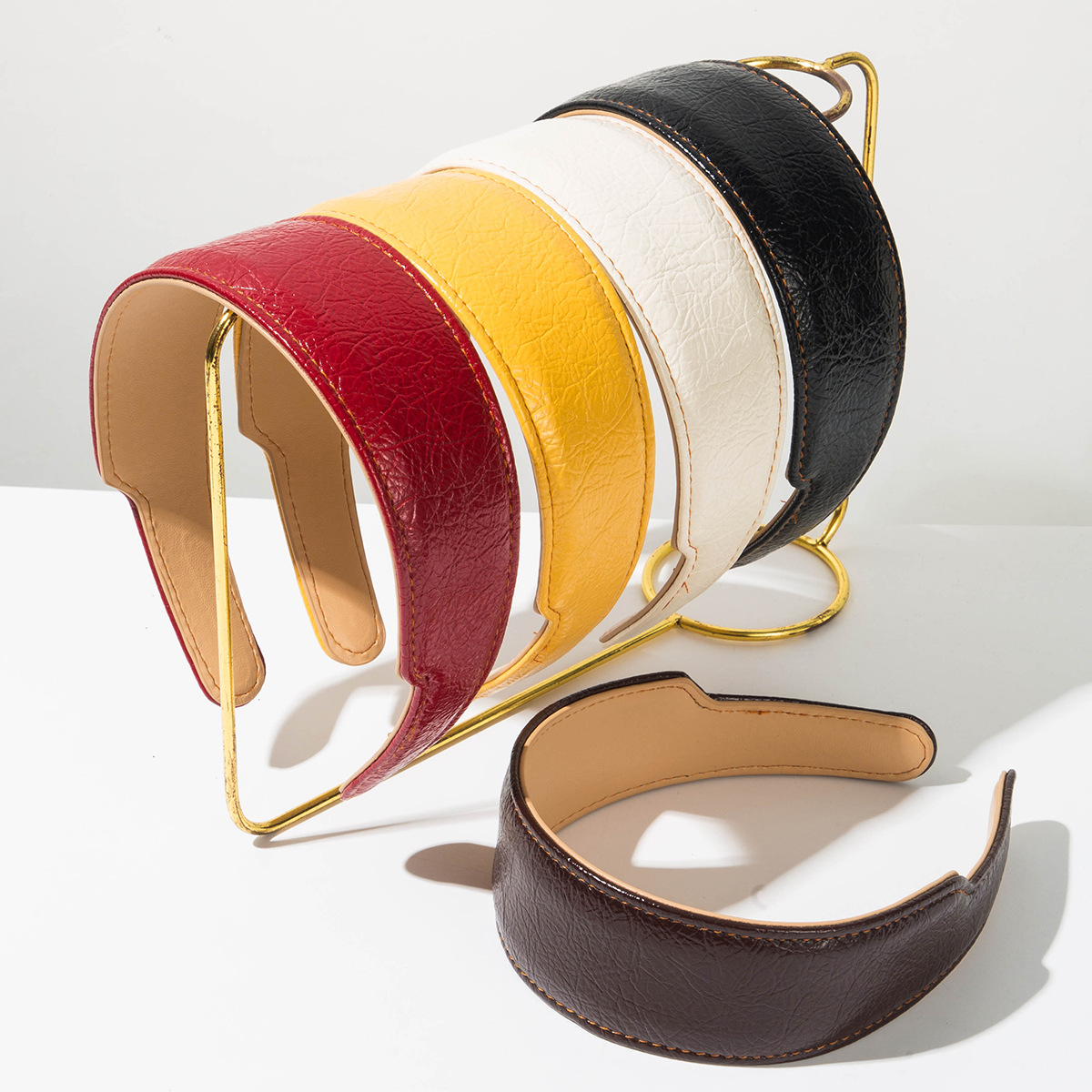 Elegant Korean Style Leather H - Leatherwork Rings ulasan dan harga