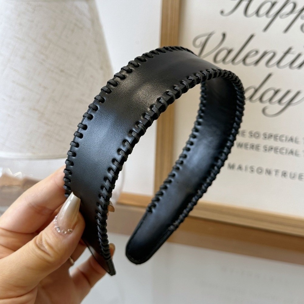 Temperament Solid Color Leathe - Leatherwork Rings ulasan dan harga