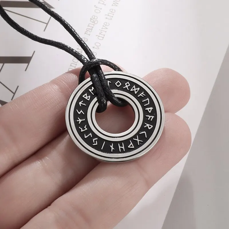 Iceland Nordic Vegvisir Helmet - Leatherwork Rings ulasan dan harga